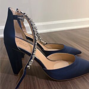 Jewel Badgley Mischka Navy Heels with Sparkling Embellishments